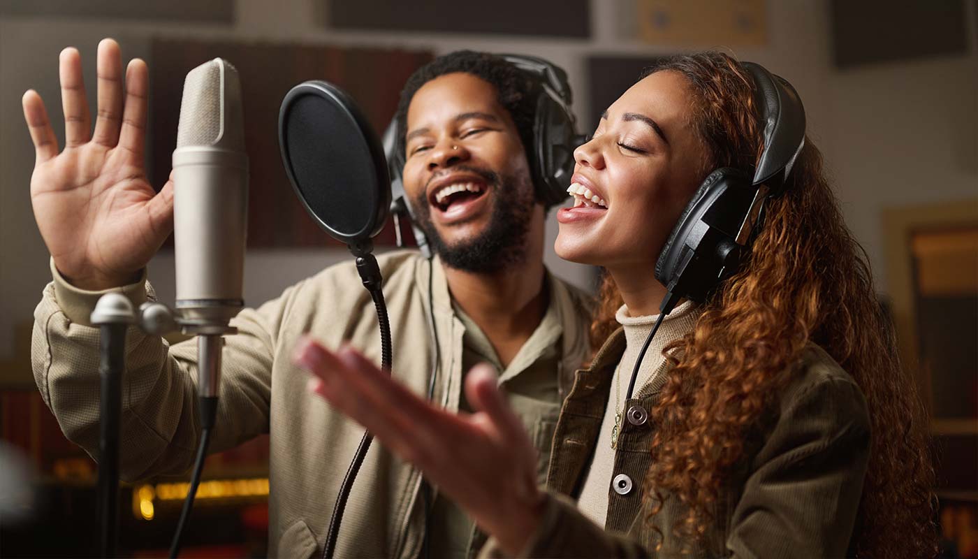 Can AI Write Hit Songs? The Science Behind Machine-Composed Music