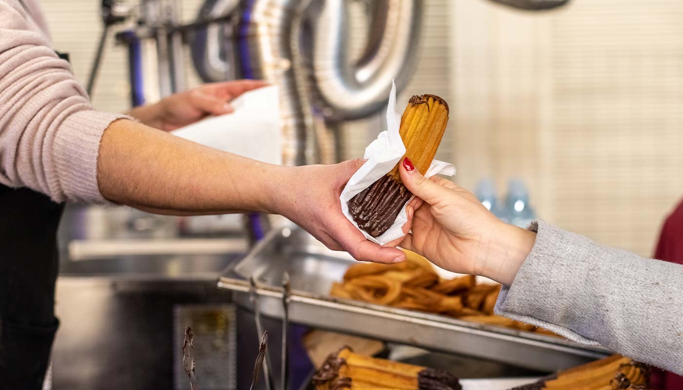 Sweet & Savory: Must-Try Plant-Based Desserts and Snacks from Around the World